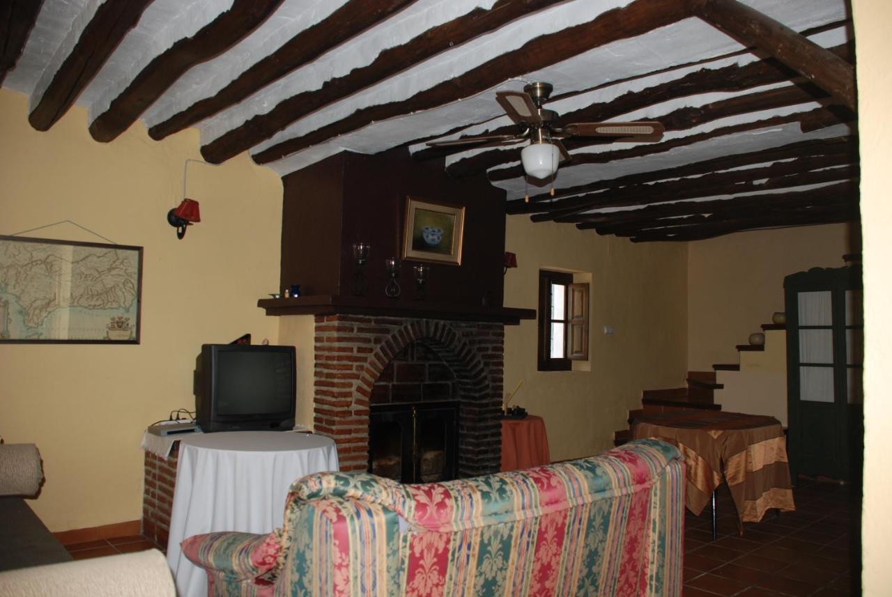 Molino Jabonero Guest House Villanueva del Trabuco Exterior photo